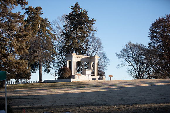 Wreaths 2018-84