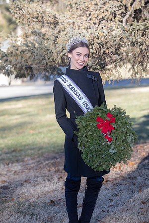 Wreaths 2018-200