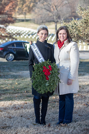 Wreaths 2018-206