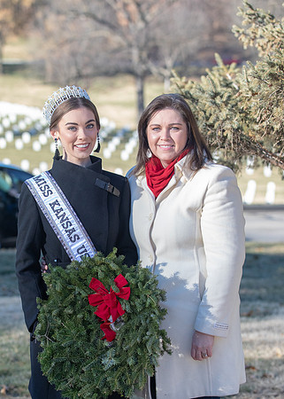 Wreaths 2018-207