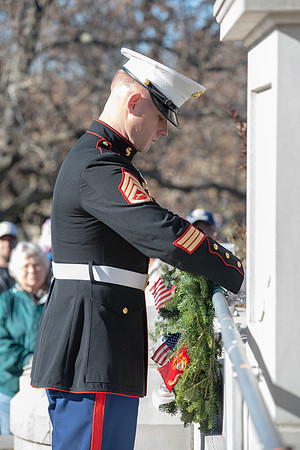 Wreaths 2018-381