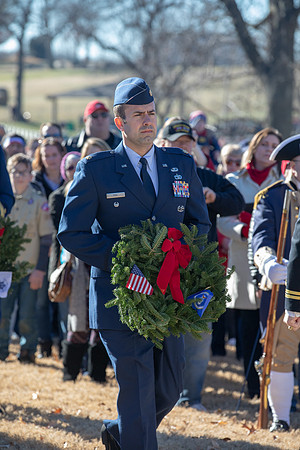 Wreaths 2018-394
