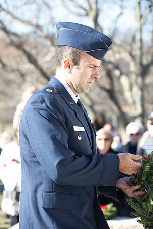Wreaths 2018-396