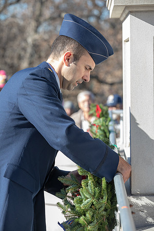 Wreaths 2018-397