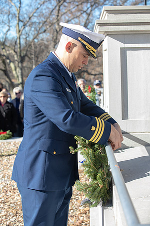 Wreaths 2018-407