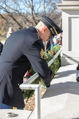 Wreaths 2018-412