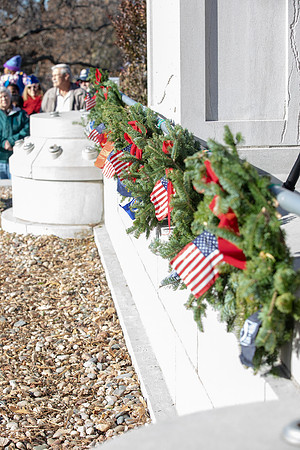 Wreaths 2018-423