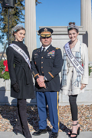 Wreaths 2018-448