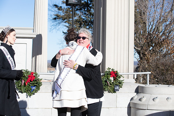 Wreaths 2018-459