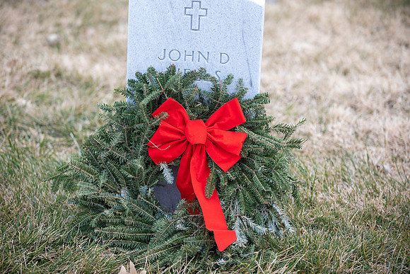 Wreath 2019-318