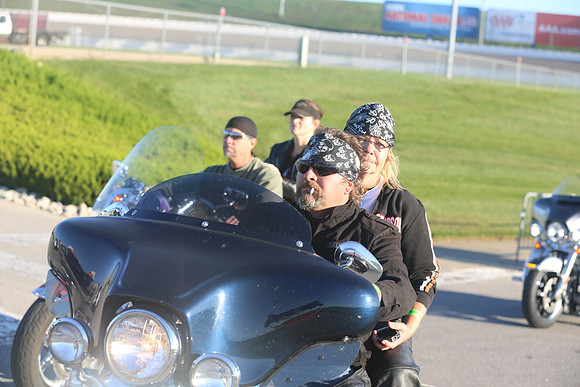 IMGL0215-215