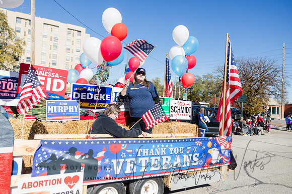 VeteransParade-468