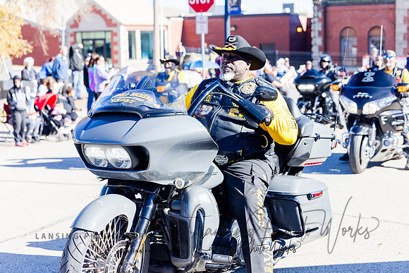 VeteransParade-486