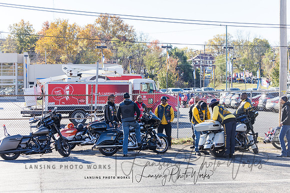 VeteransParade-175