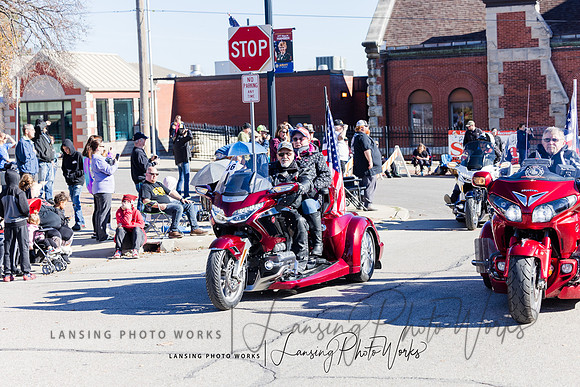VeteransParade-515