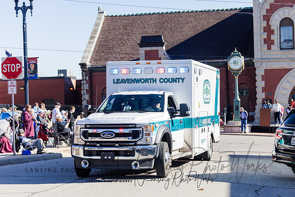 VeteransParade-379