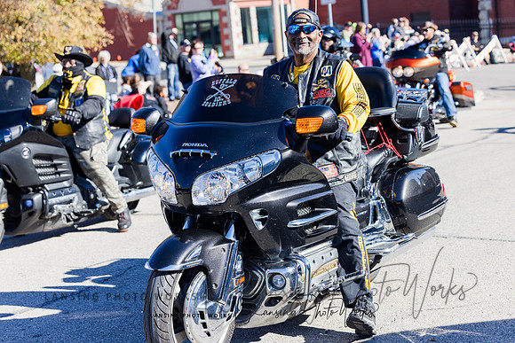 VeteransParade-490