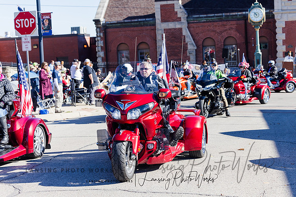 VeteransParade-516