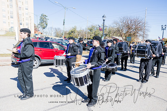 VeteransParade-400