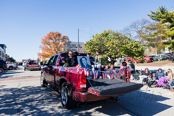 VeteransParade-380