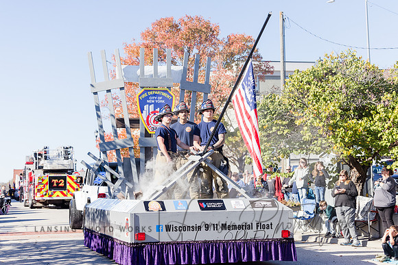 VeteransParade-375