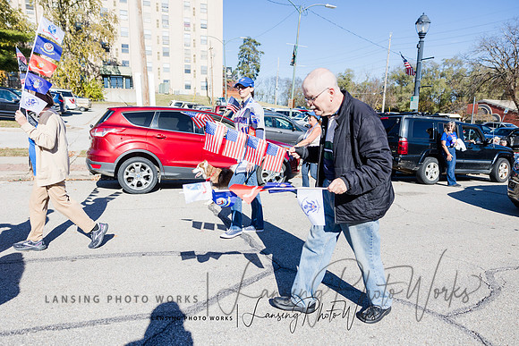 VeteransParade-438