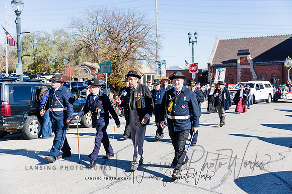 VeteransParade-350