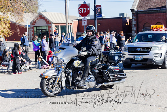 VeteransParade-323